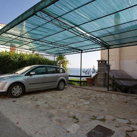 אומיס Apartment Lelas מראה חיצוני תמונה